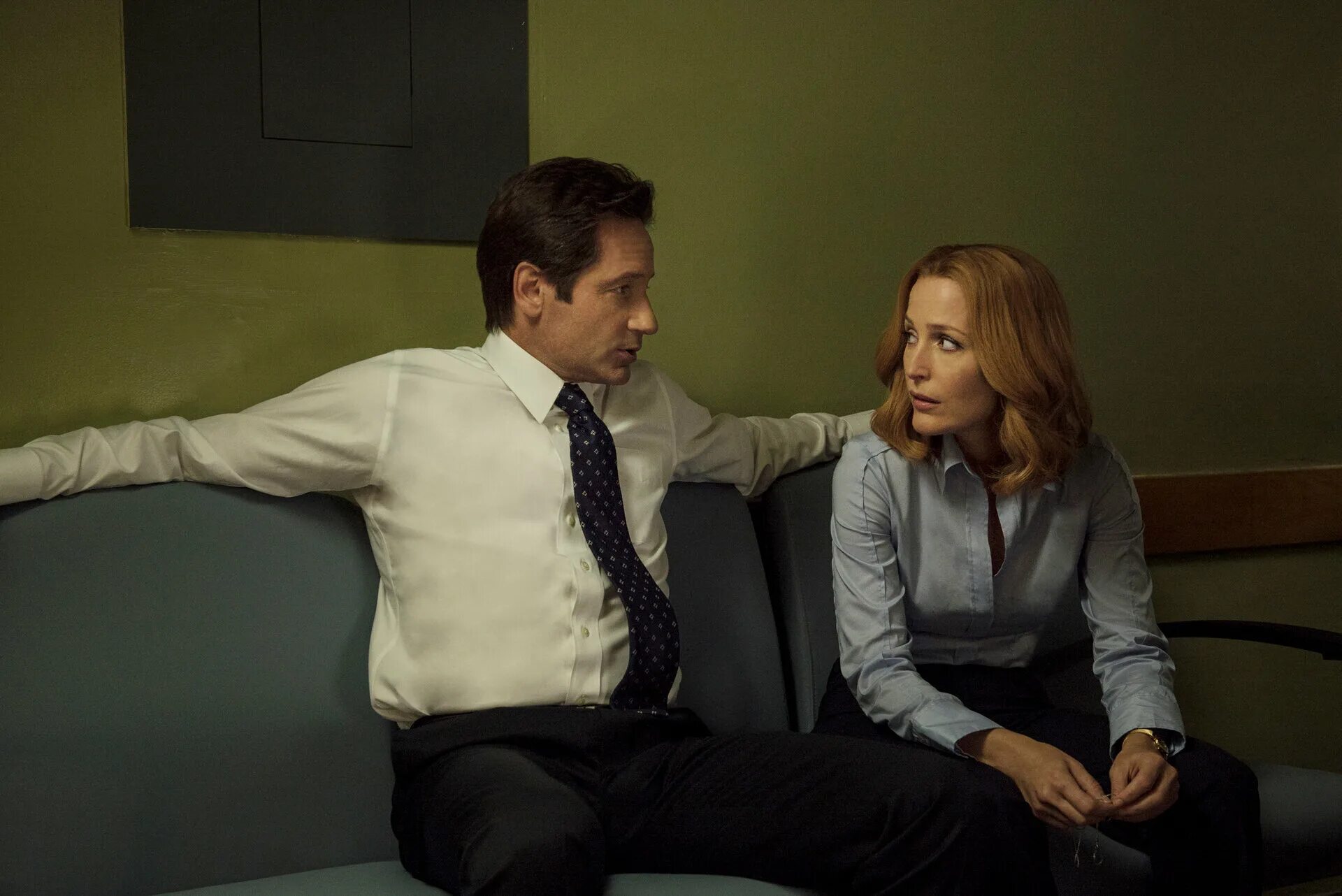 Агент Малдер и Скалли. Джиллиан Андерсон Скалли 2016. Gillian Anderson and David Duchovny. Секретные материалы 1 11