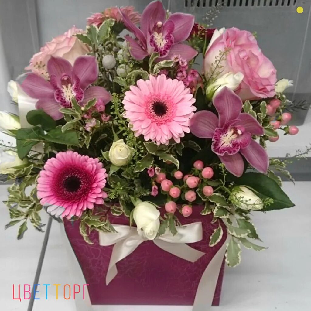Цветы елец. Букетика елец. Цветочный магазин елец. Букет «альстромерии и розы». Дари цветы цветочный магазин.