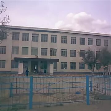Выпускники 1976 года фото. Караозек погода. Вокзал аральск. Школа 156 красноярск. Школа 65 красноярск.