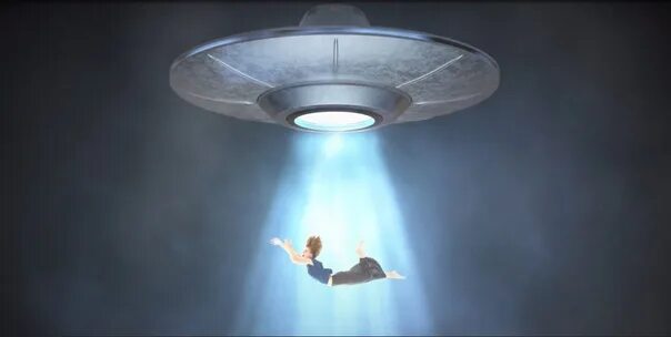 Похищение НЛО. НЛО похищает людей. Летающая тарелка похищает. НЛО забирает человека.