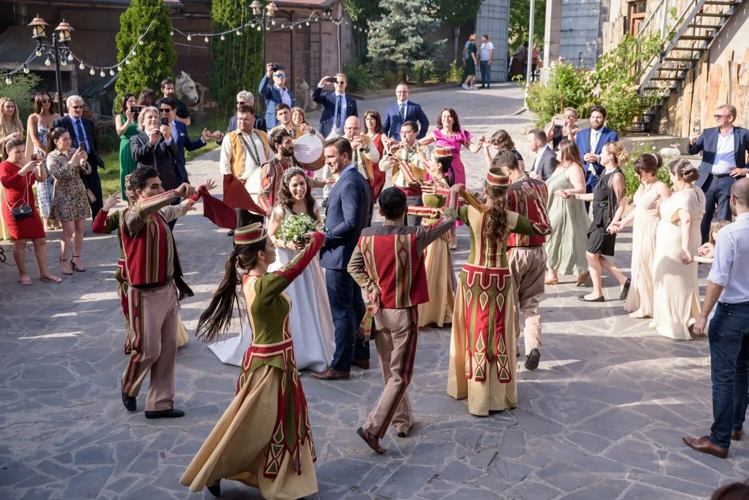 Свадьба в Армении. Свадебные традиции в Армении. Армянская свадьба. Свадебная церемония Армения.