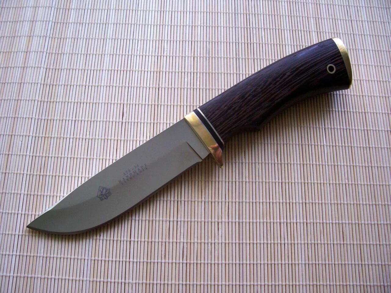 Лезвие охотничьего ножа. Кинжал охотничий ATS-34. Нож охотника giko. Нож охотничий е6821. М101 нож охотничий.