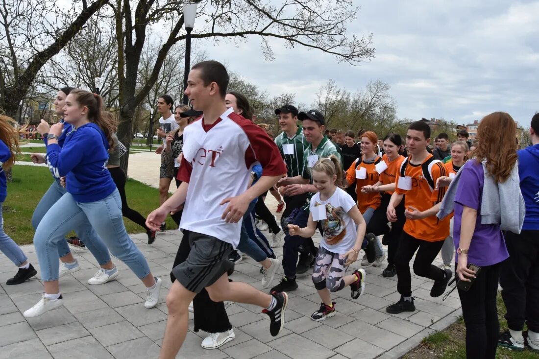 Спортивные мероприятия для молодежи. Мероприятия в парке. Название спортивного мероприятия для молодежи. Забег. Новости славянска на кубани сегодня последние свежие