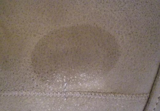 Средство для чистки дубленки в домашних. Чистка искусственной замши дубленка. Как помыть дубленку в домашних условиях. Пятна на кожзаме. Чистка дубленки в домашних условиях.