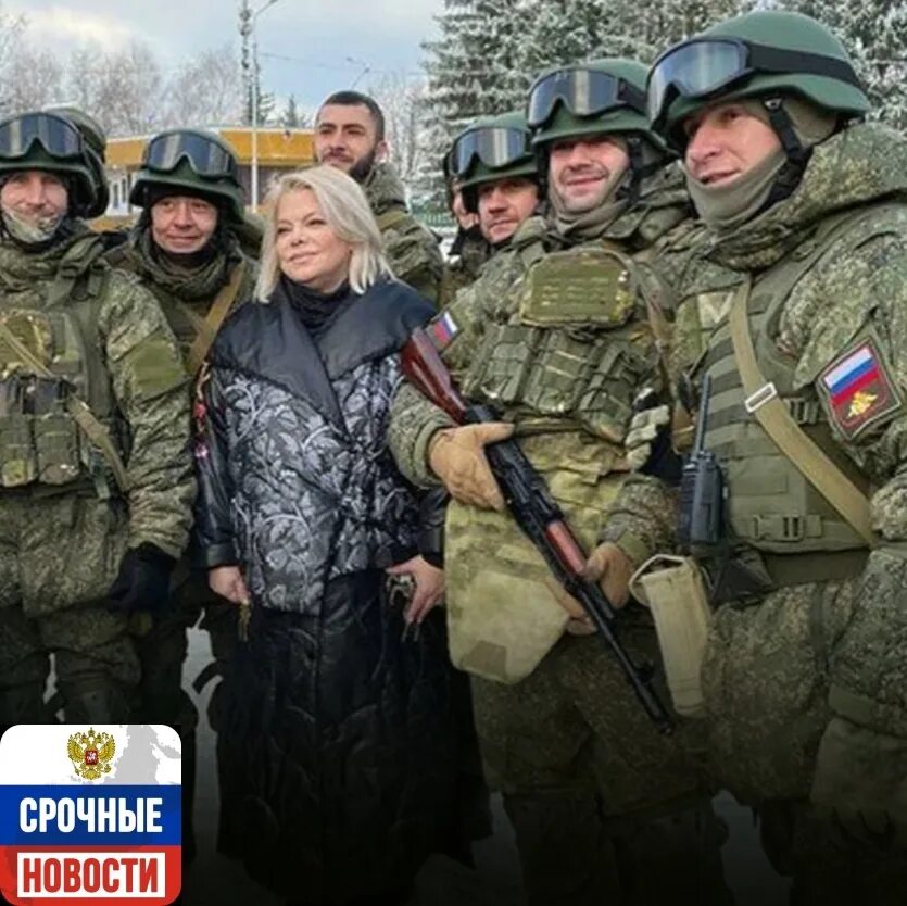Сын поплавской доброволец. Поплавский сын яны поплавской. сын яны поплавской.
