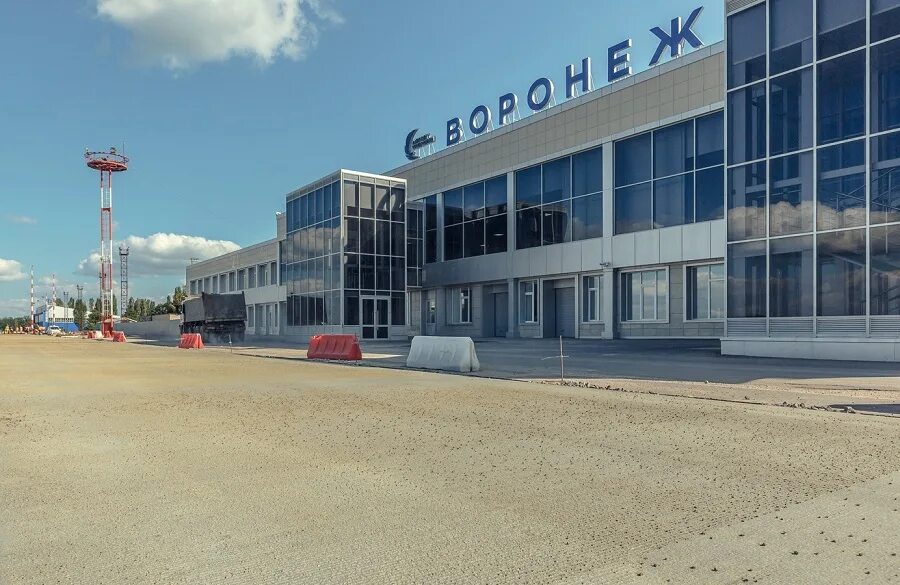 Воронежская область аэропорт. Международный аэропорт воронеж. Воронежский аэропорт фото. Воронежский аэропорт фото. Новый воронежский аэропорт.