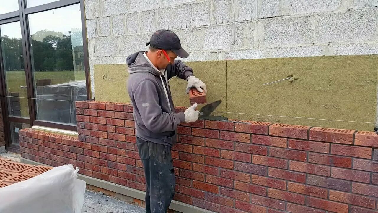 Отделка дома облицовочным кирпичом. Вентилируемый фасад диат клинкерная плитка. Трехслойная стена с утеплителем 200мм. Система кубер кирпич фасадная. Вентфасад клинкерная плитка.