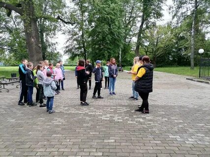 Парк апрель школа