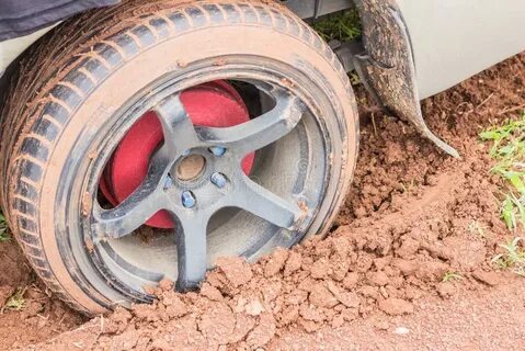 Wheels in mud off