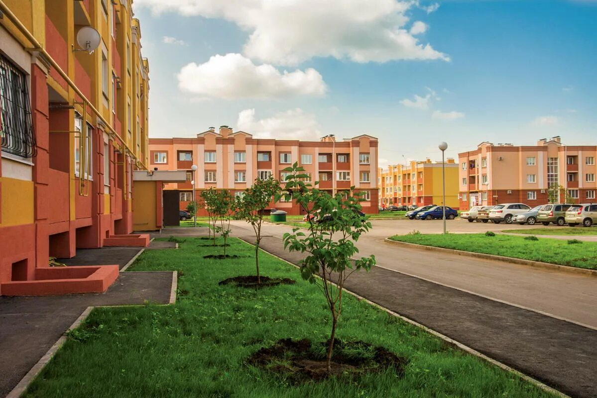 Южный город 1 самара арбат. Набережная южный город 1. Девочки южный город. Южный город 1 самара. Девочки южный город.