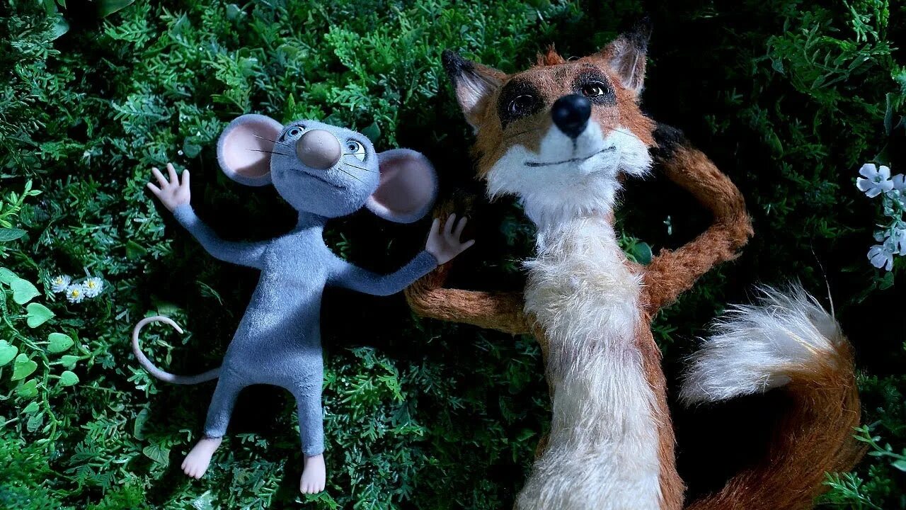 Крыса. Стюарт литтл 1999. Мышь в норке. Забавные мышки. Рабочая мышь.