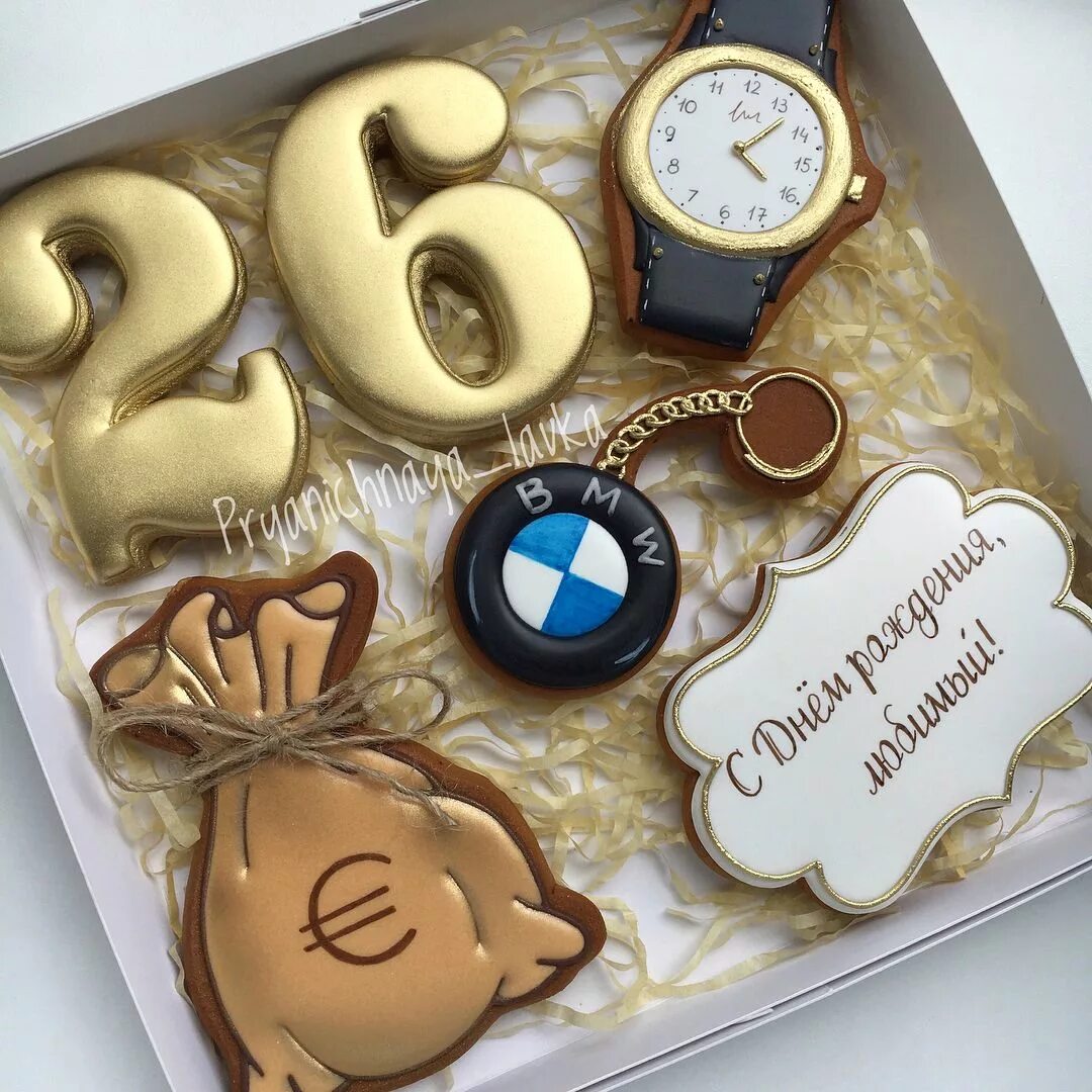 Энди шеф имбирное пряники без глютена. Суш шеф пряник с платком на лице. Пряник для шефа. Еда пряники. Шеф пряник.