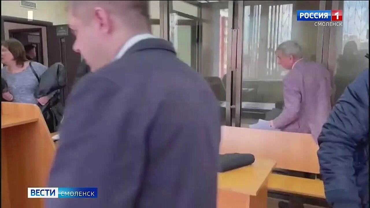 Максименко Смоленск главврач. Заключенный в суде.