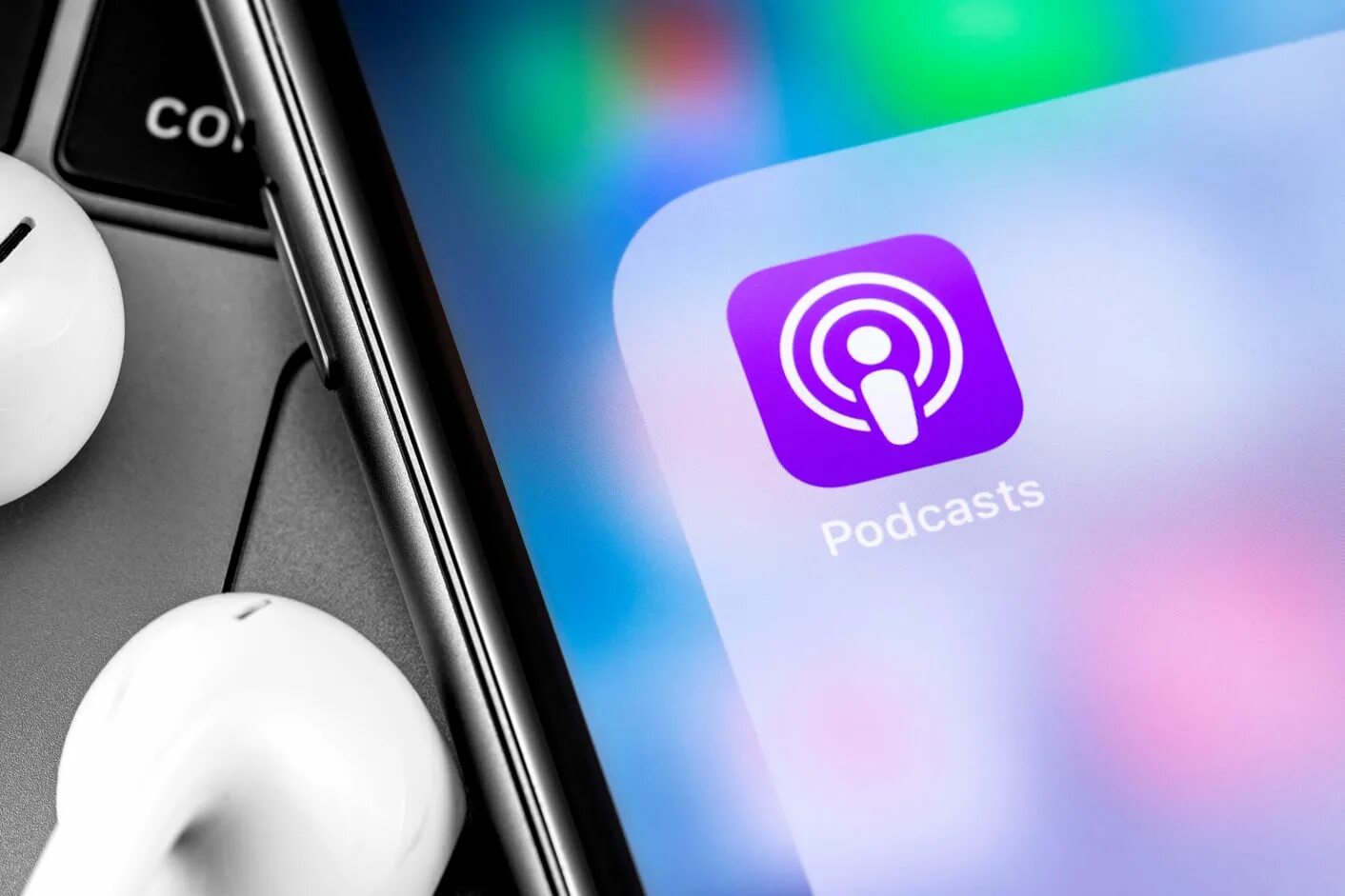 Включи подборку лайт. Apple Podcasts в России. Лучшие подкасты. Подкасты лучшие 2022. Apple Podcasts на русском языке.