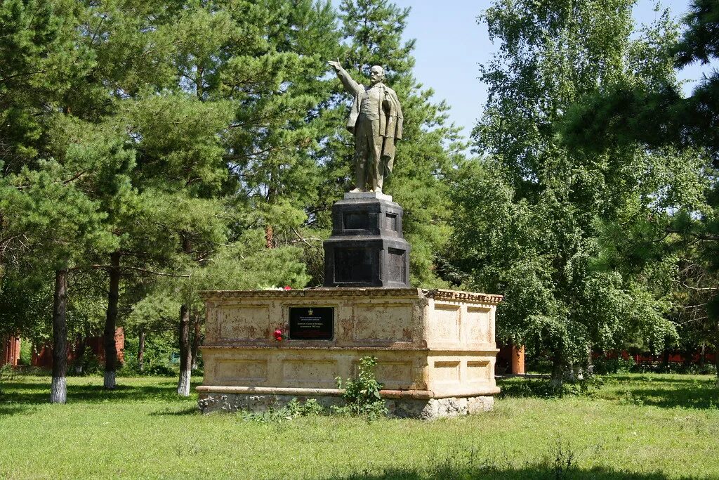 Дядьковская станица краснодарский край. Дядьковская Краснодарский край. Краснодарский край Кореновский район станица Дядьковская. Памятники станицы Дядьковской. Станица Дядьковская Краснодарский край достопримечательности.