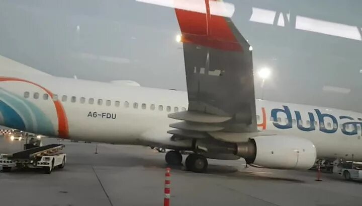 Самолет махачкала дубай. Fly dubai boeing 737. Flydubai в махачкале. Авио реис тибилиси питер. Wizz air georgia.