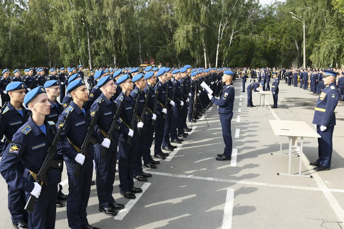 Учебных центры авиации. Курсанты ВУНЦ ВВС Челябинск. ВУНЦ ВВС ВВА Челябинск. Присяга курсантов ВУНЦ ВВС ВВА Челябинск. Присяга ВУНЦ ВВС ВВА 2022.