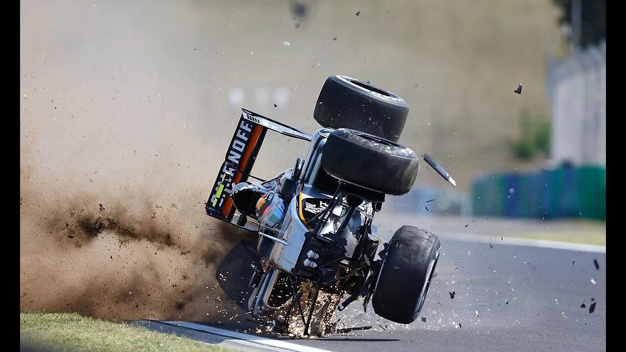 Crash 2015. F1 crash.