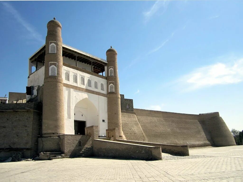 Бухара крепость узбекистан. Крепость арк в бухаре. Арк бухара. Цитадель арк в бухаре, узбекистан. Крепость арк в бухаре.