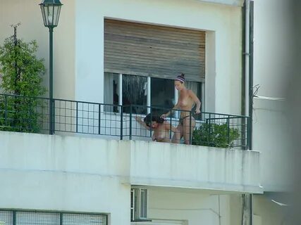 Slideshow my neighbor is naked.