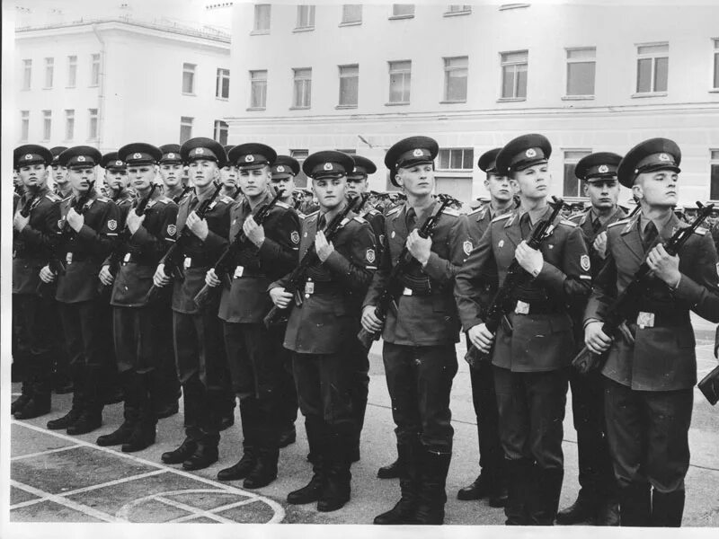Ленинградское общевойсковое командное училище им с м кирова. Ленпех. Ленинградское высшее общевойсковое командное училище. Ленинградский командный училище. Лвоку им с.