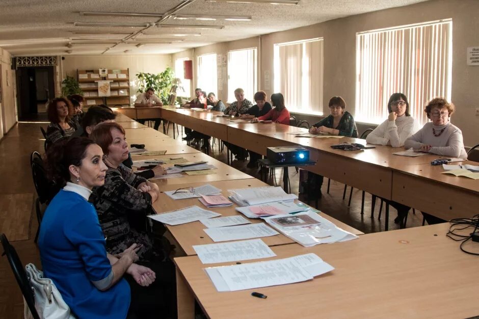 Сайт техникум самарского. Поволжский государственный колледж. Приволжский колледж Самара. Поволжский государственный колледж преподаватели. Эмблема Поволжский государственный колледж Самара.