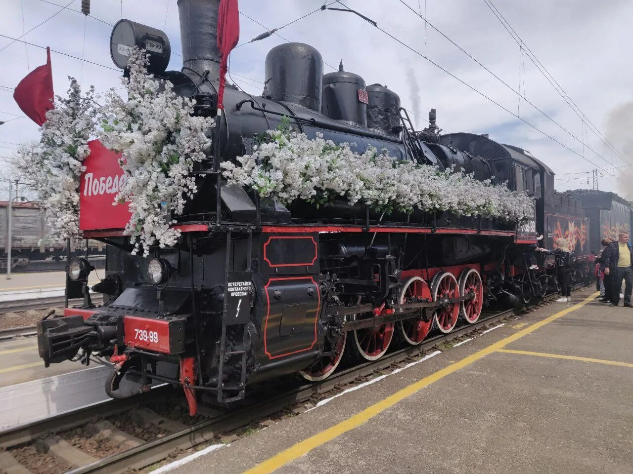 Поезд победы кропоткин. Поезд Победы Невинномысск 2023. Ретро поезд победа. Ретро поезд Кропоткин.