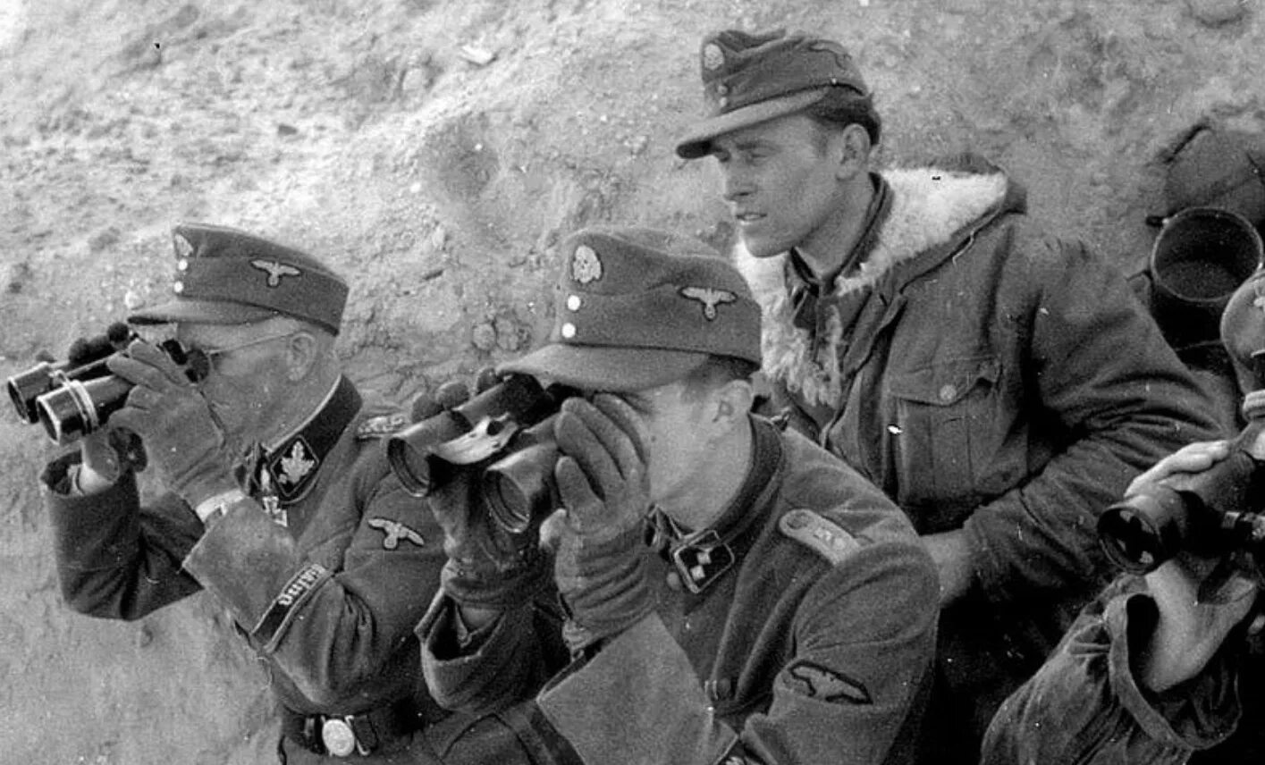 Фельдмаршал паулюс плен. Wehrmacht солдат. Наконец немцы. Арденны 1944 гитлерюгенд. Отто функ гитлерюгенд.