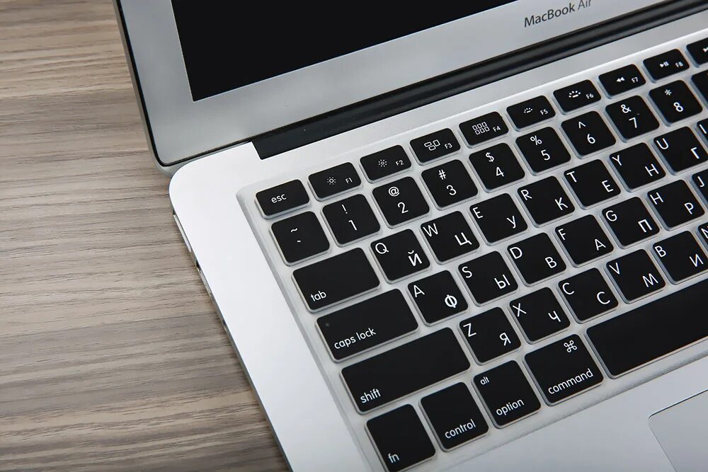 Macbook keyboard. Макбук аир русская раскладка. накладка на клавиатуру macbook air 2025. клавиатура макбука из оаэ. air m1 клавиатура.