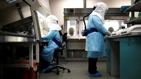 В секретной лаборатории ученые
