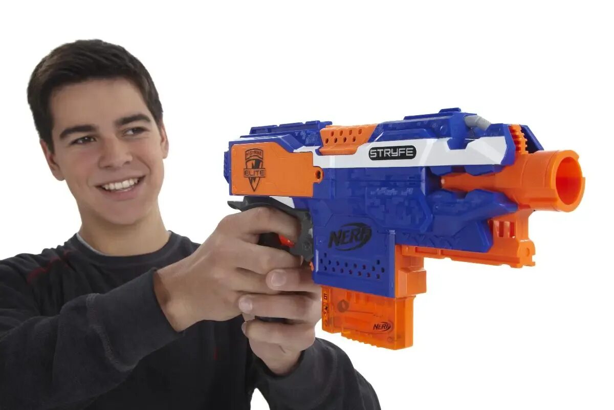 Бластер мальчиков. Бластер нерф элит страйф. hasbro бластер элит страйф. nerf n-strike elite stryfe. нёрф элит супер страйф.