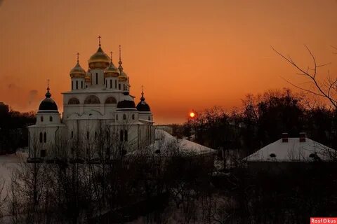 Дмитровский месяц