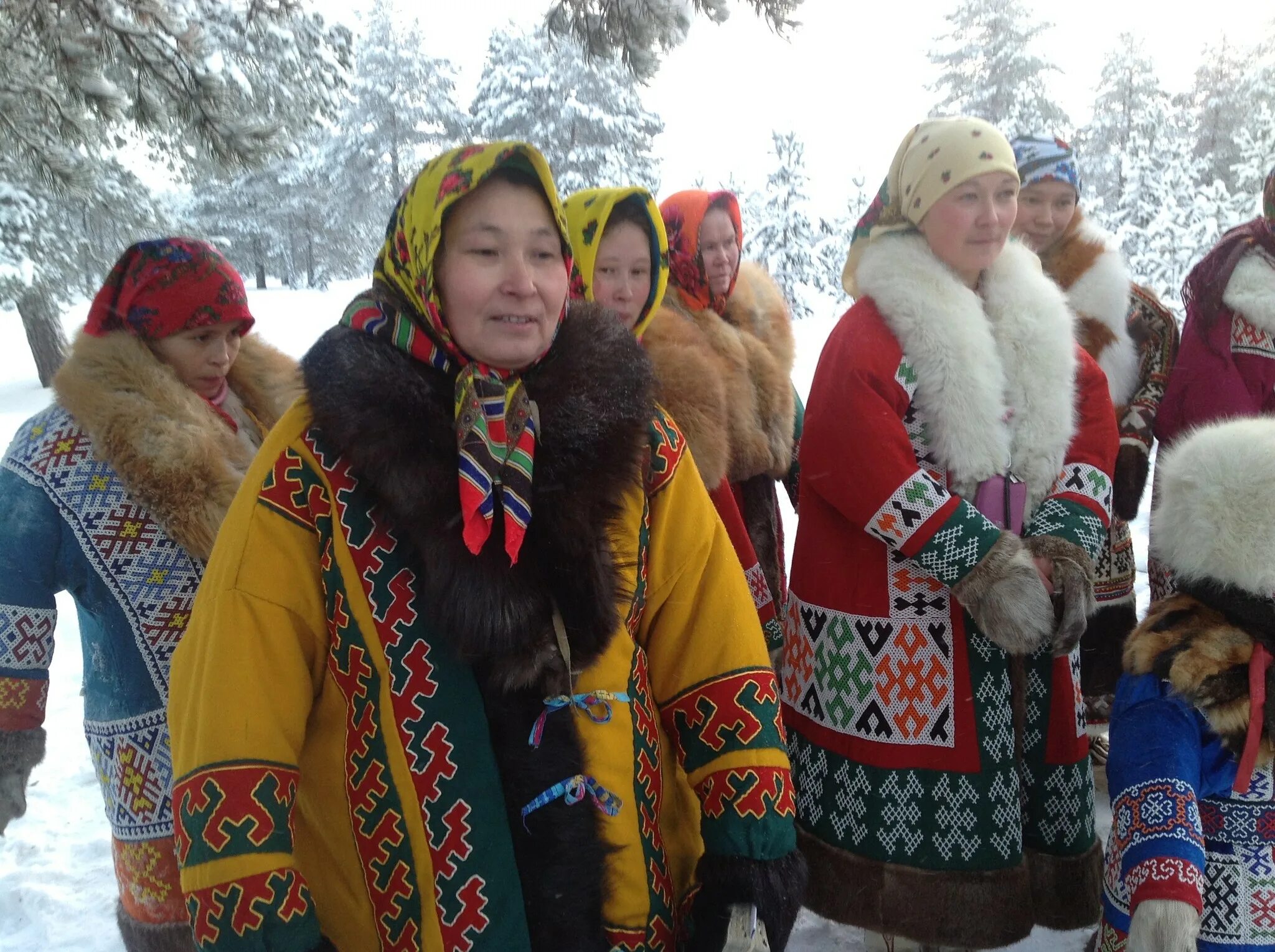 Манси коренной народ Урала. Ханты народ. Вогулы манси. Ханты и манси.