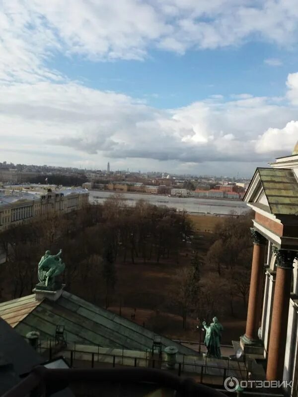 Колоннада исаакиевского собора в санкт-петербурге. Колоннада исаакиевского собора в санкт-петербурге. Колоннада в питере исаакиевский. Лестница на колоннаду исаакиевского собора. Колоннада исаакиевского собора в санкт-петербурге.