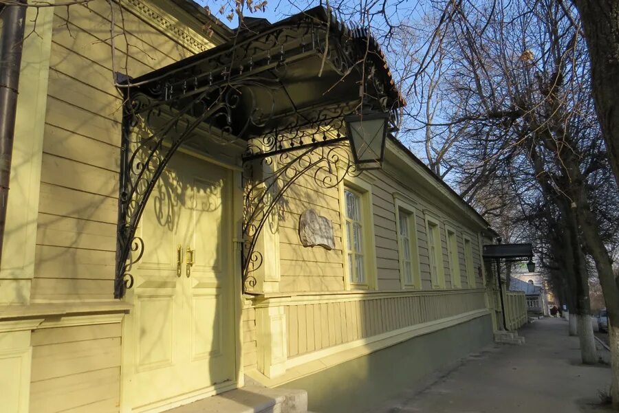 Дом музей т. Дом-музей т.н. Грановского, орёл. Дом музей Грановского в Орле. Дом музей н с Лескова в Орле. Орел дом музей Грановского внутри.
