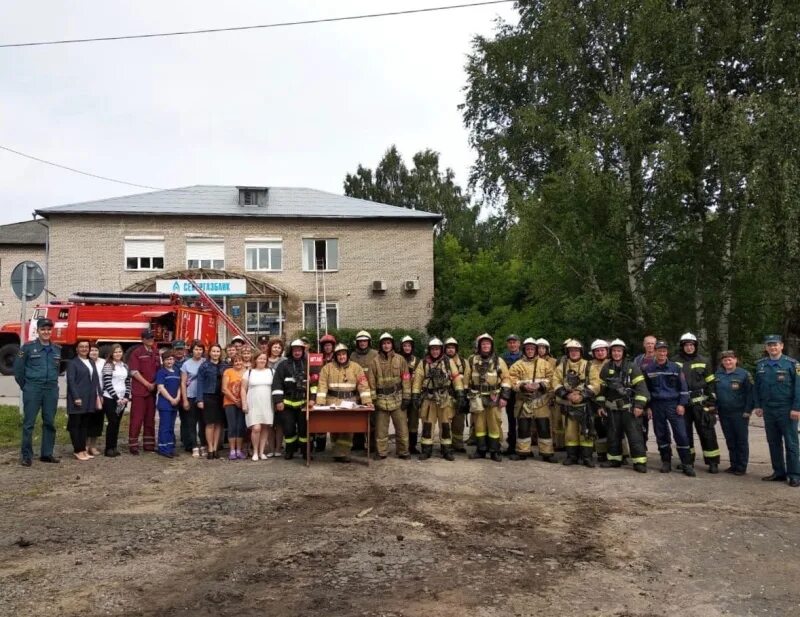 МЧС по Вологодской Харовск. МЧС Харовский район. Харовск пожарная часть. Пожарные учения Вологда.