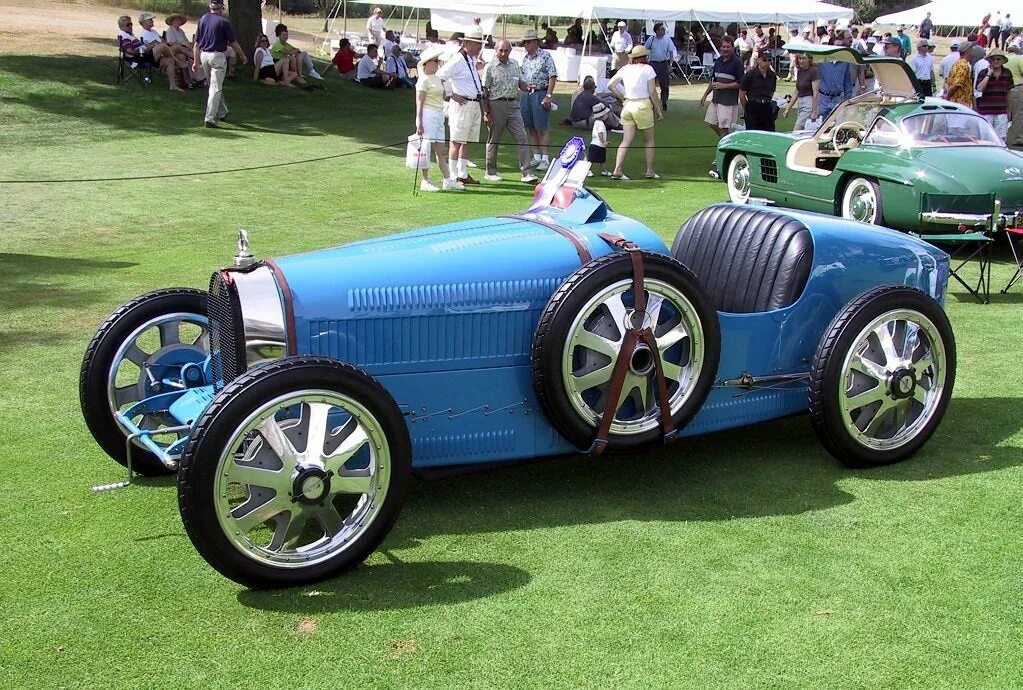 Самая первая мире видео. Bugatti Type 35. 1926 Bugatti Type 35 c. Bugatti Type 1. Bugatti Type 39.