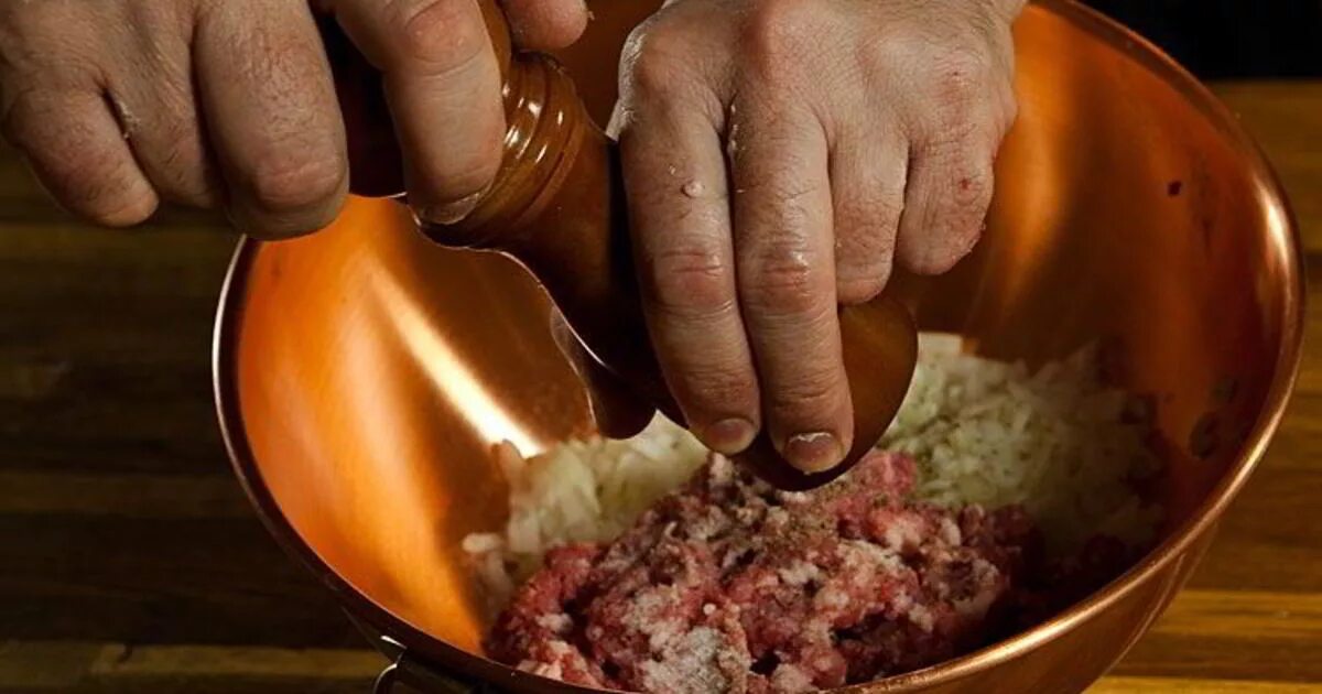 Беляш с мясом прикол. Сталик ханкишиев тандыр. Беляши сталик ханкишиев. Гумма хорезмская. Тесто для перемячей.