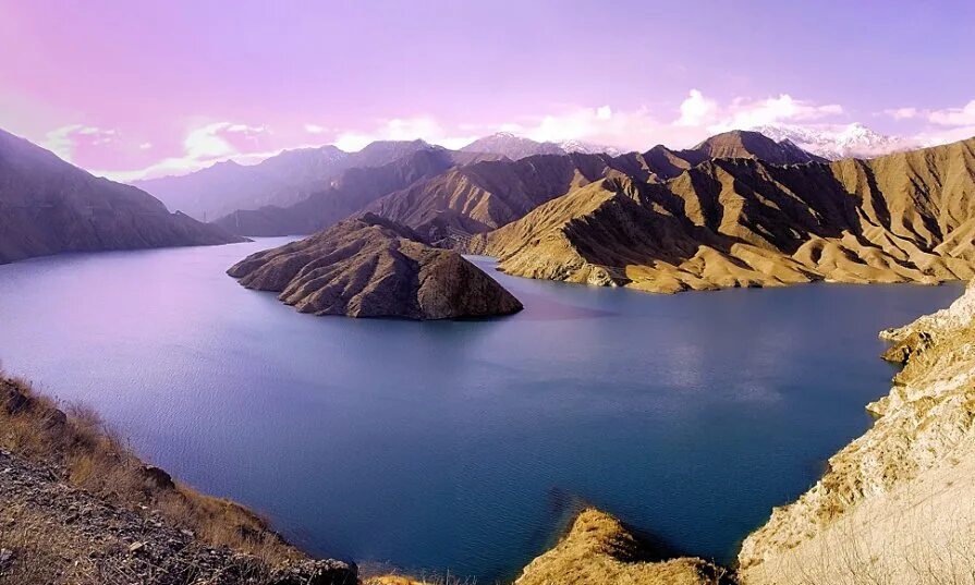 Крупные киргизии. Южная киргизия. Киргизия бишкек горы. Долина арабель киргизия. Хайдаркан горы киргизия.