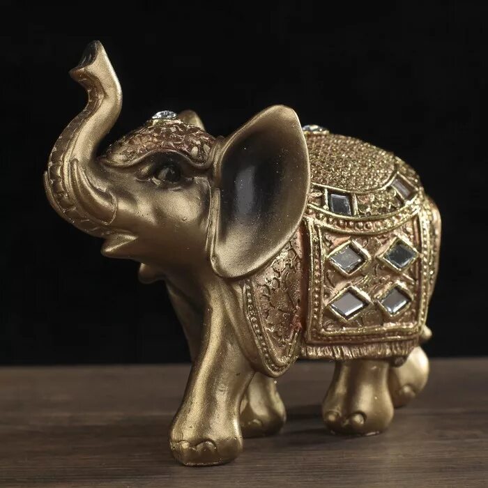 Сувенирное золото. Слоны сувениры. Сувенир "Слоник". Индийский слон сувенир. Индийские слоники сувениры.