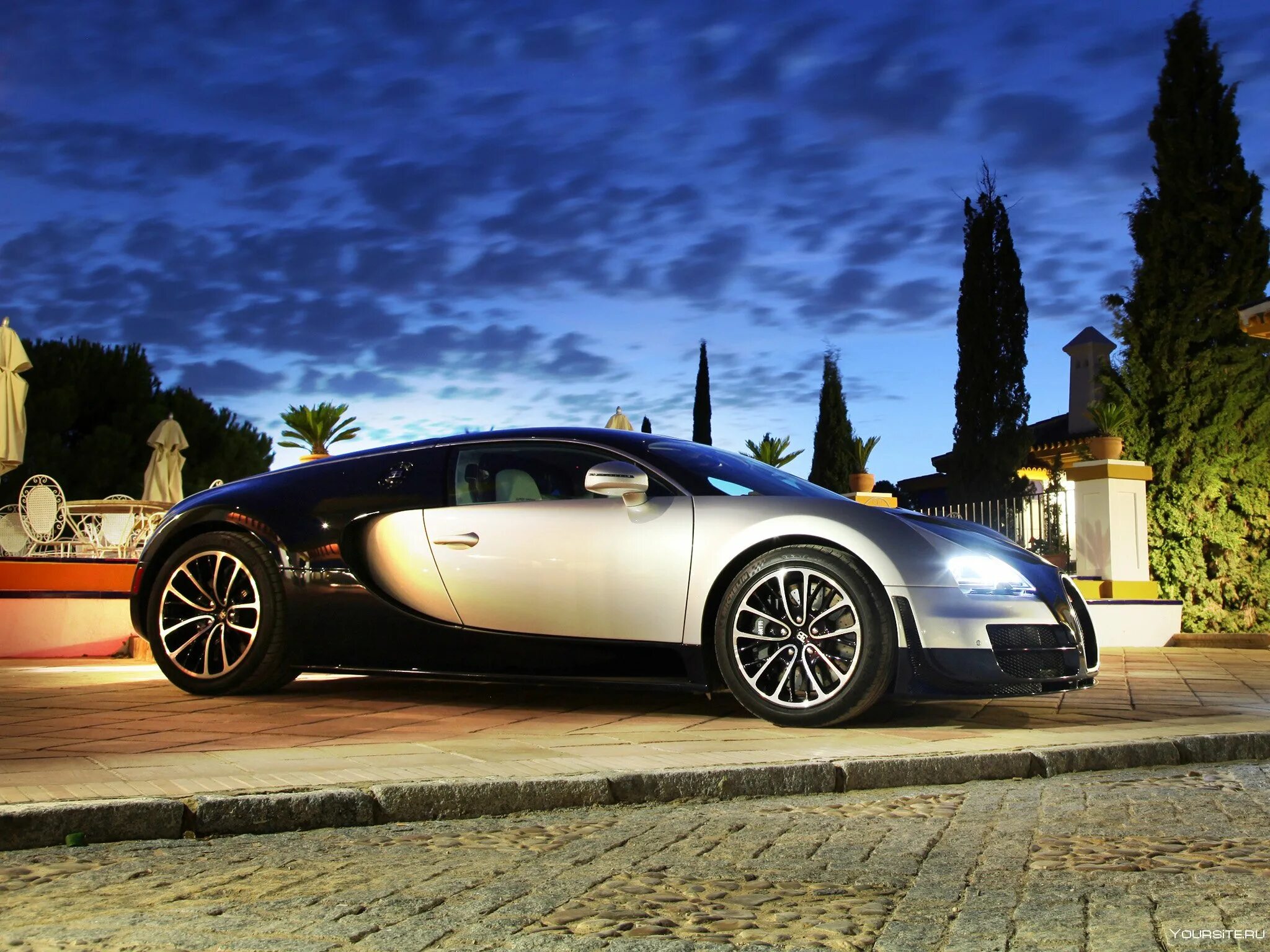 Бугатти Вейрон 2010. Bugatti Veyron 16.4 super Sport 2010. Бугатти Вива. Бугатти 2003. Машины без авторских прав