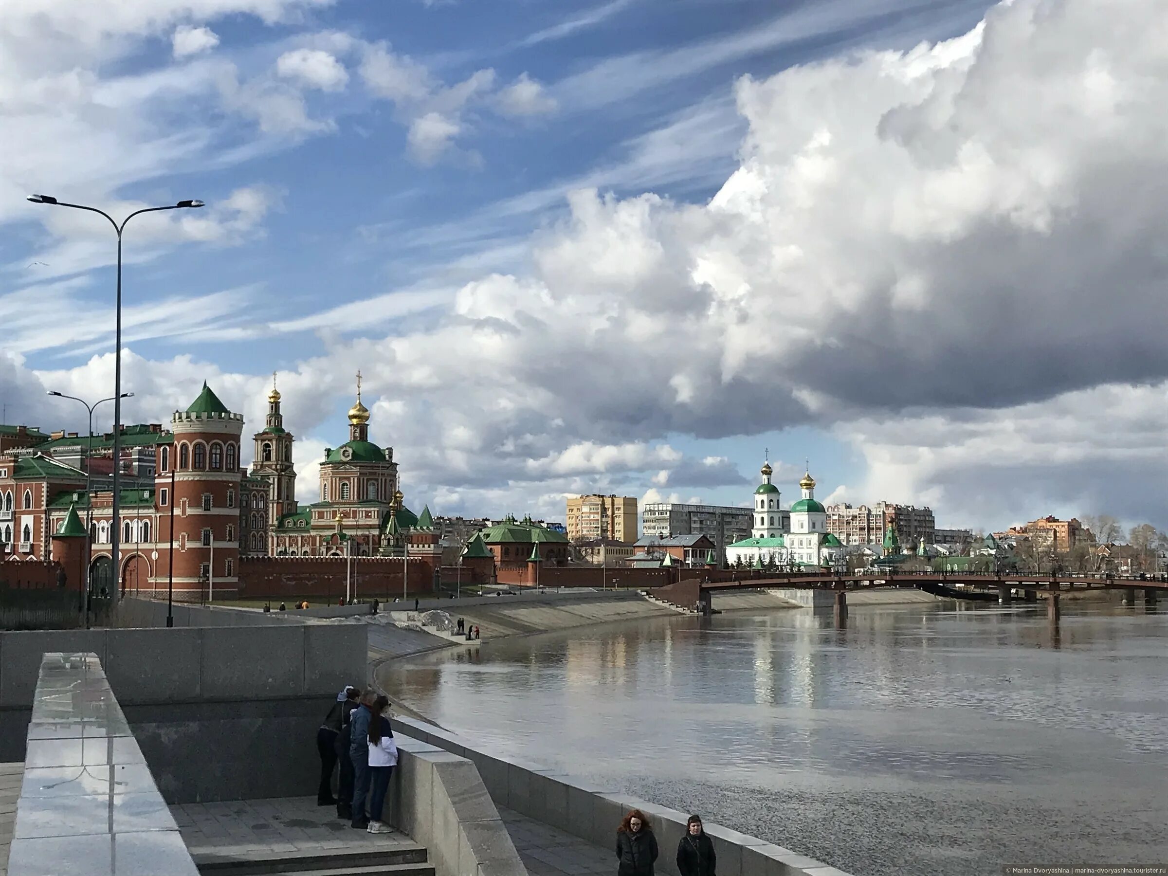 Воскресенский проезд