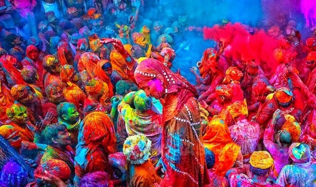 Холе оле. Фестиваль Холи в Индии. Хэппи Холли Индия. Индийский фестиваль красок Холи.