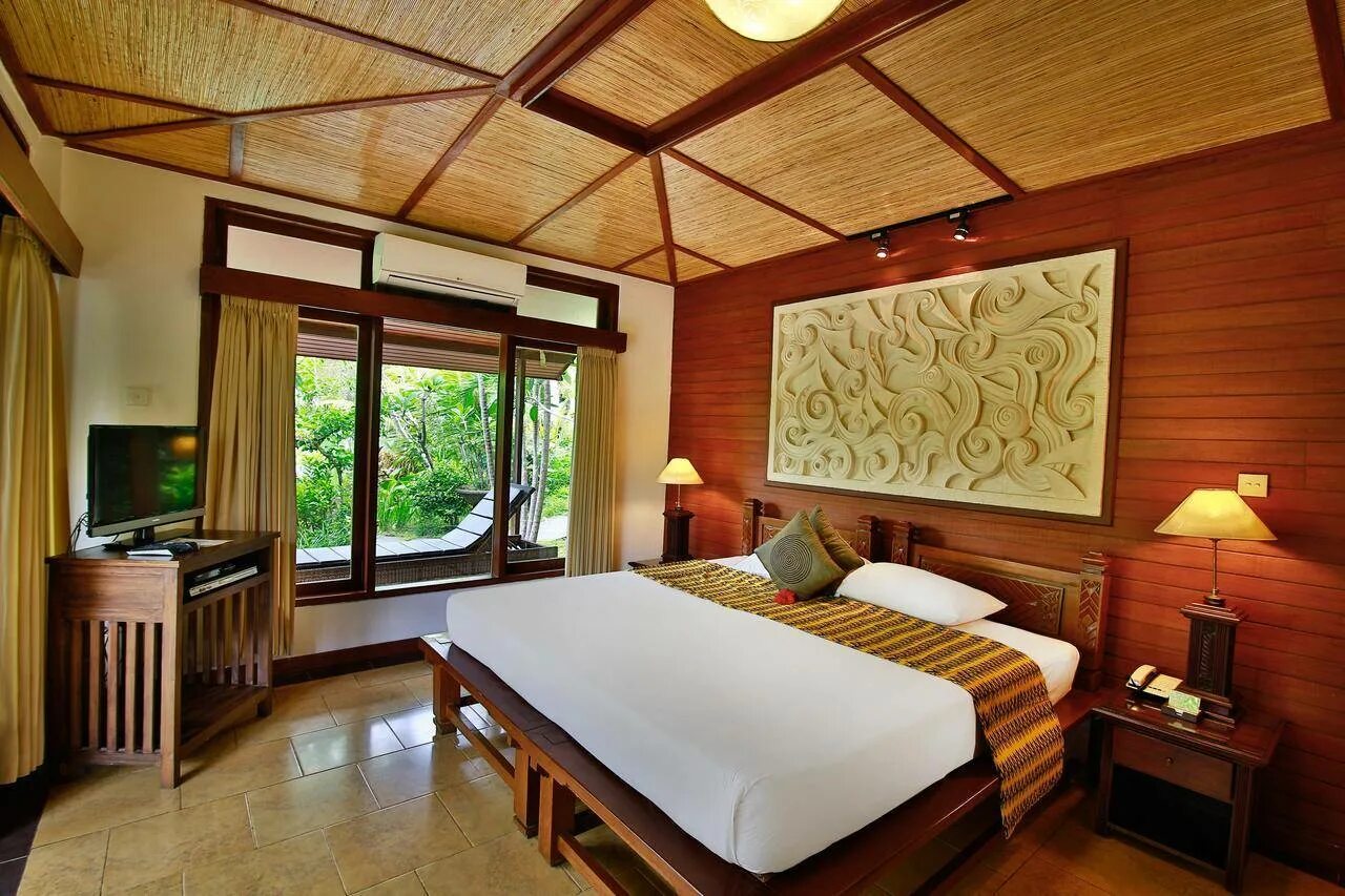 Гостиницы на бали. Бали убуд отели. Laguna bali 5 nusa dua. Бали остров убуд. Качели бали убуд.