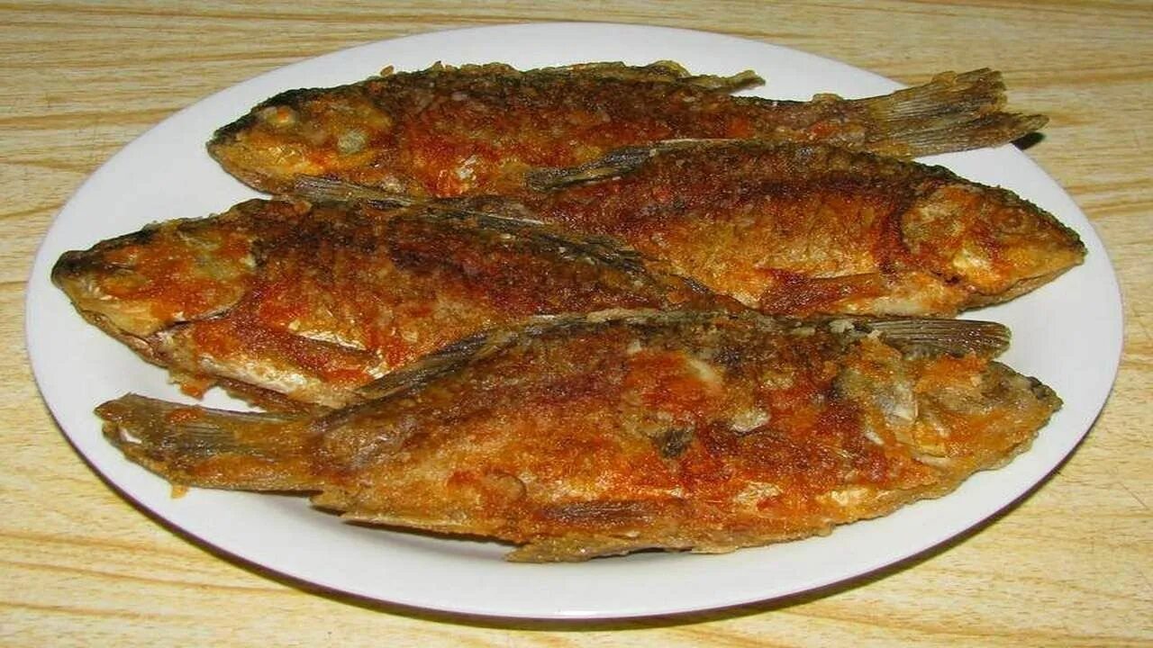 Рыба жареная в майонезе на сковороде рецепт с фото пошагово Recipe Food, Pork, S