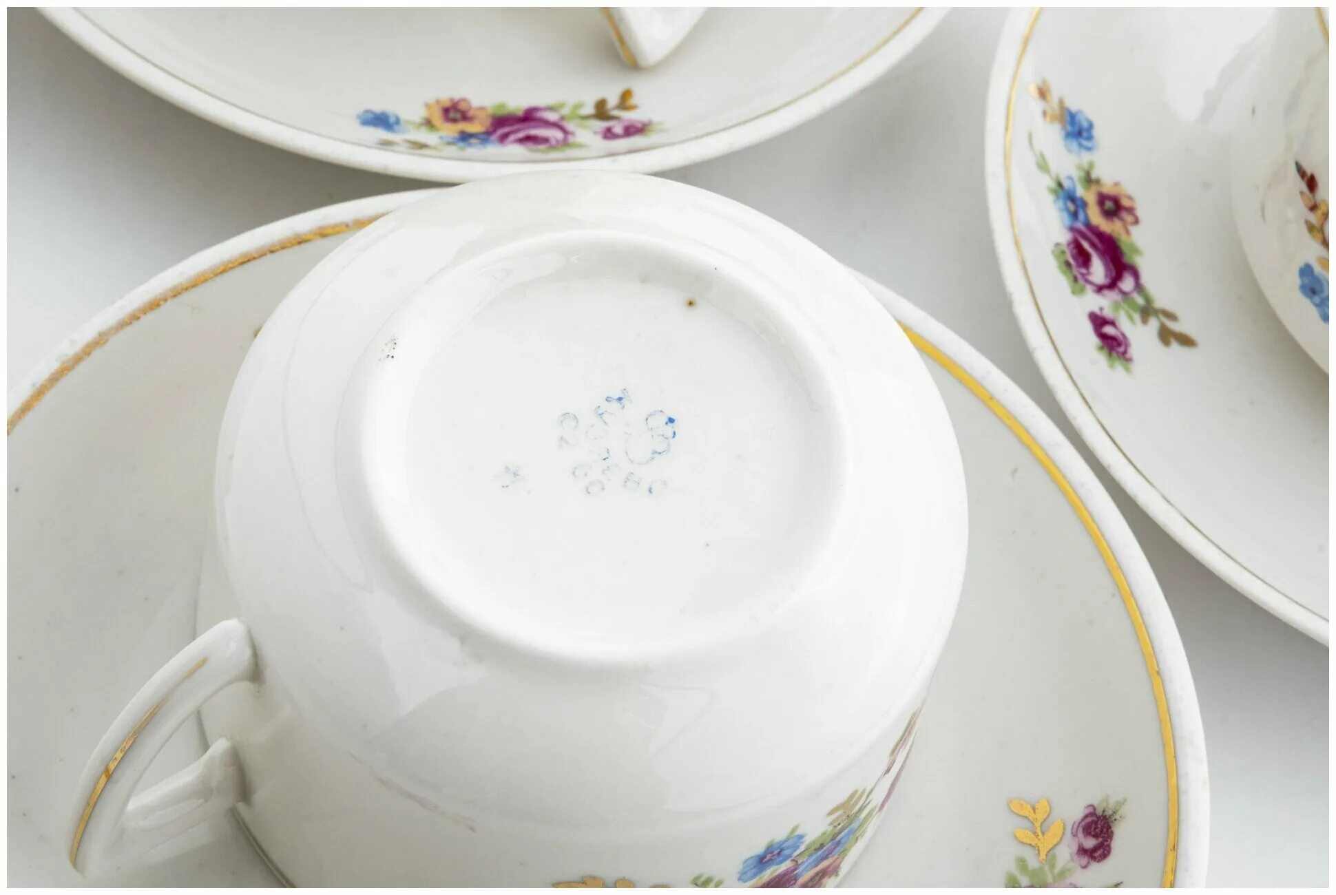 Чайная пара кузяевский фарфоровый завод. Кузяевский фарфоровый завод. Кузяевский чайный сервиз. Кузяевский фарфоровый. Кузяевский фарфоровый завод сервиз с3.