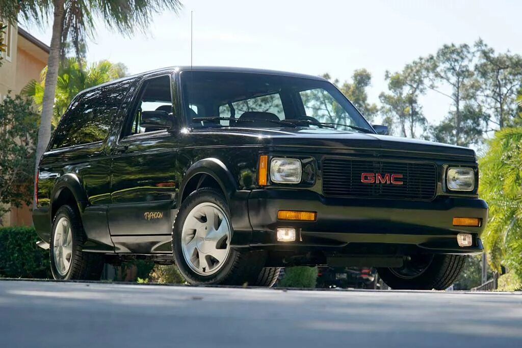 GMC Typhoon 1993. 1992 GMC Typhoon. 1993 GMC Typhoon салон.