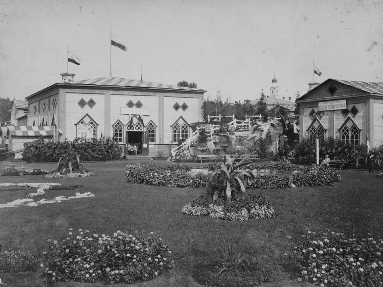 Николаевская территория. Казань 1890. Выставка 1890 года Казанская выставка. Промышленная выставка Казань 1890 г. Старая Казань Николаевская площадь.