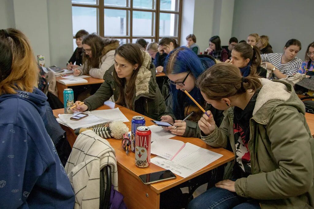 М горького. Липецк институт имени грибоедова. Литературный институт имени горького общежитие. Вуз москва литература русский. Институт имени горького москва.