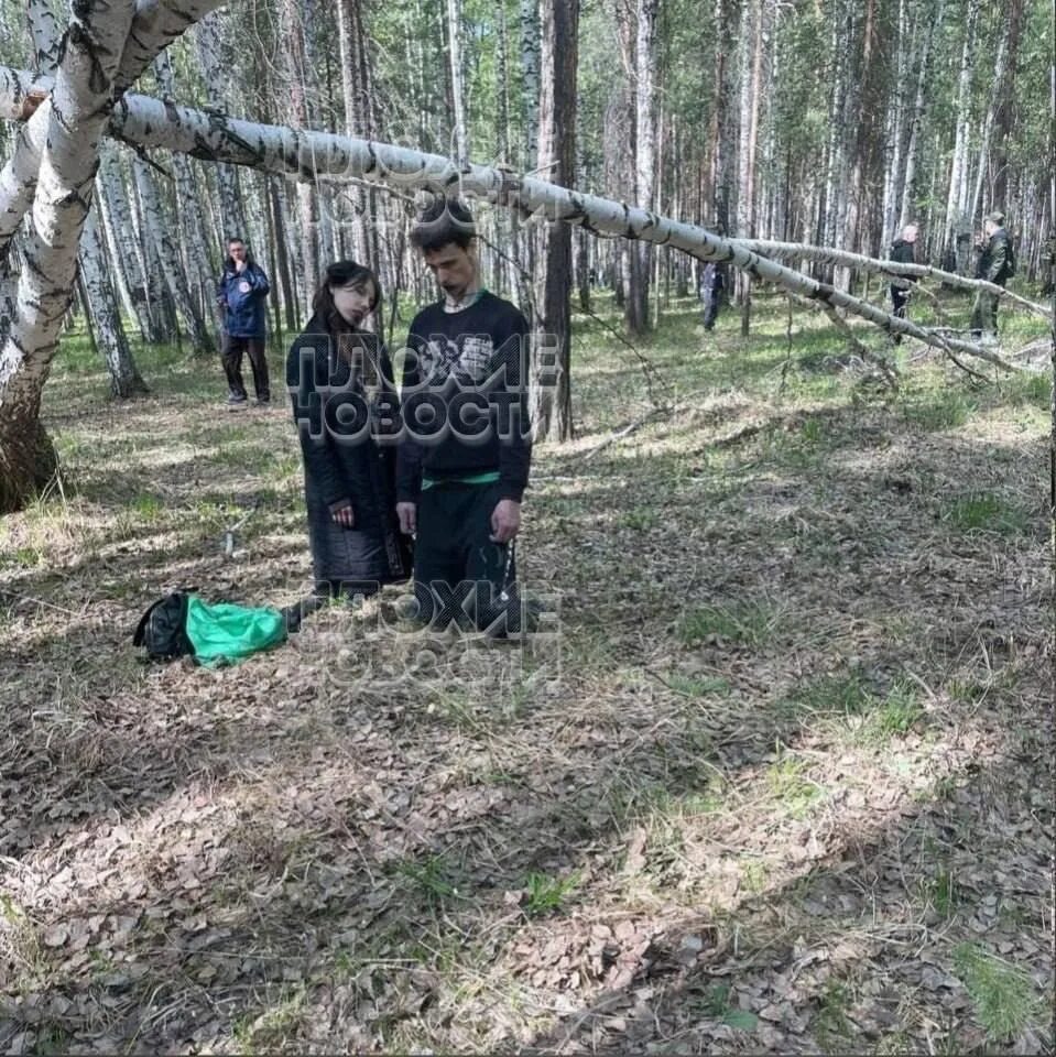 Повесь 2. Нашли повешенным в лесу. Человек в лесу.